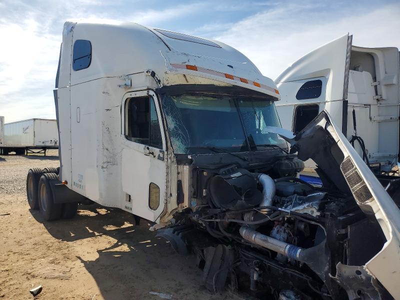 2006 Freightliner CST120 Semi Truck