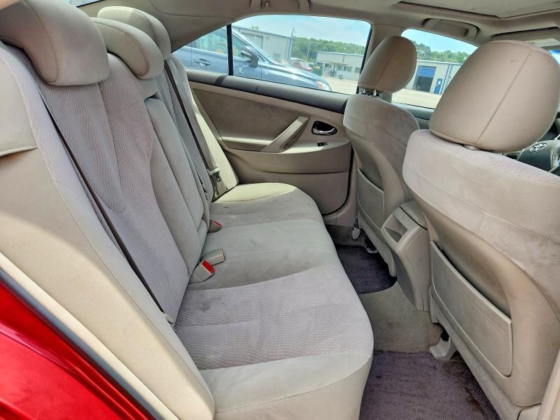 2011 Toyota Camry le