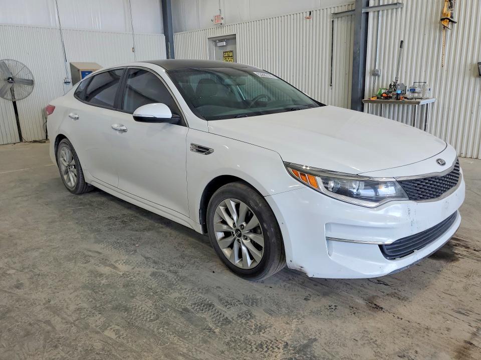 2017 KIA Optima lx
