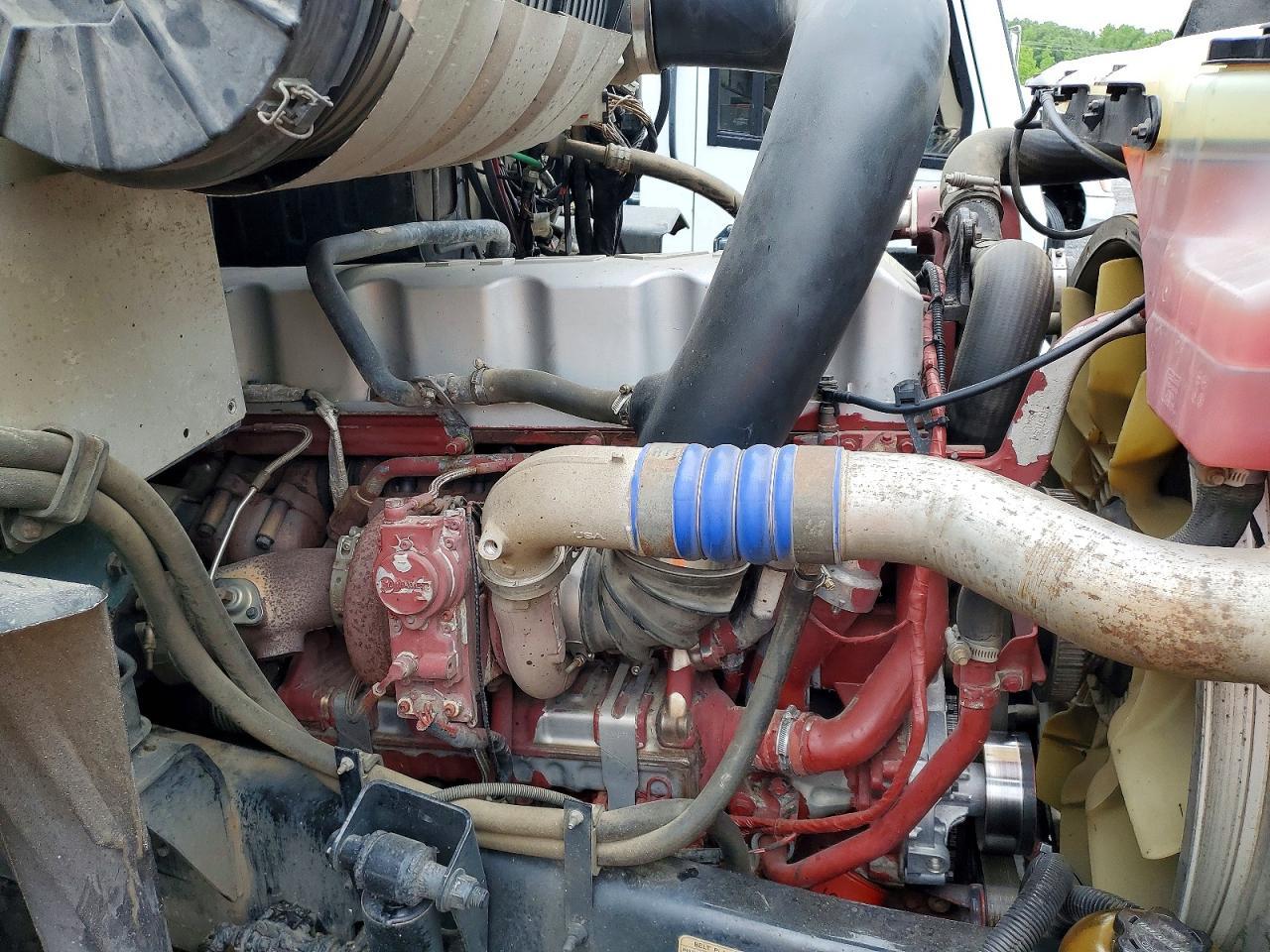 2017 Mack CXU612 Semi Truck