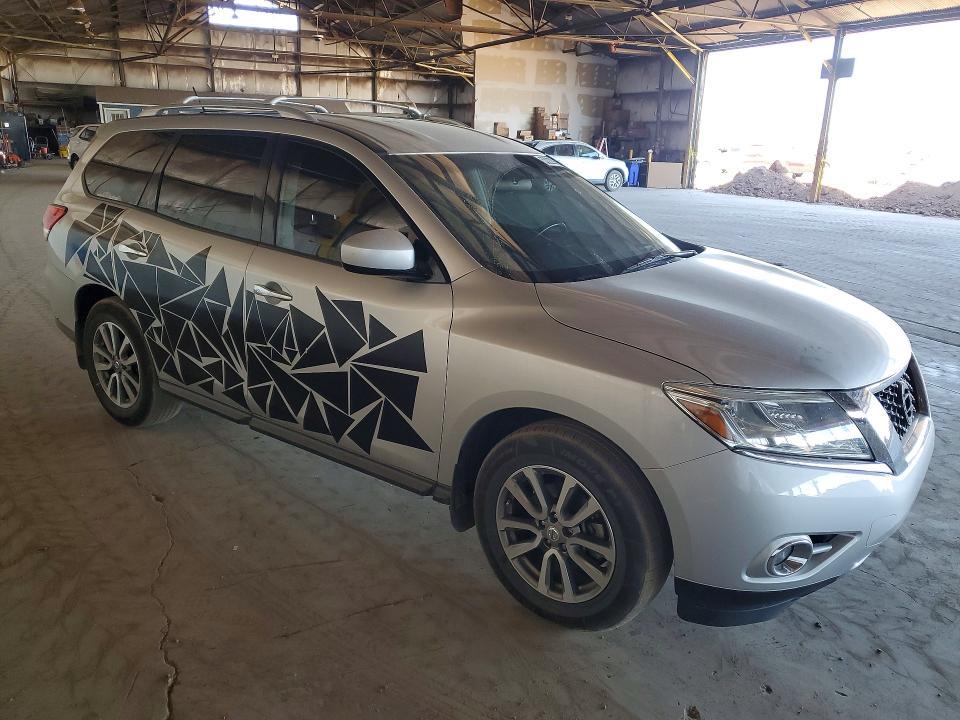 2014 Nissan Pathfinder sv