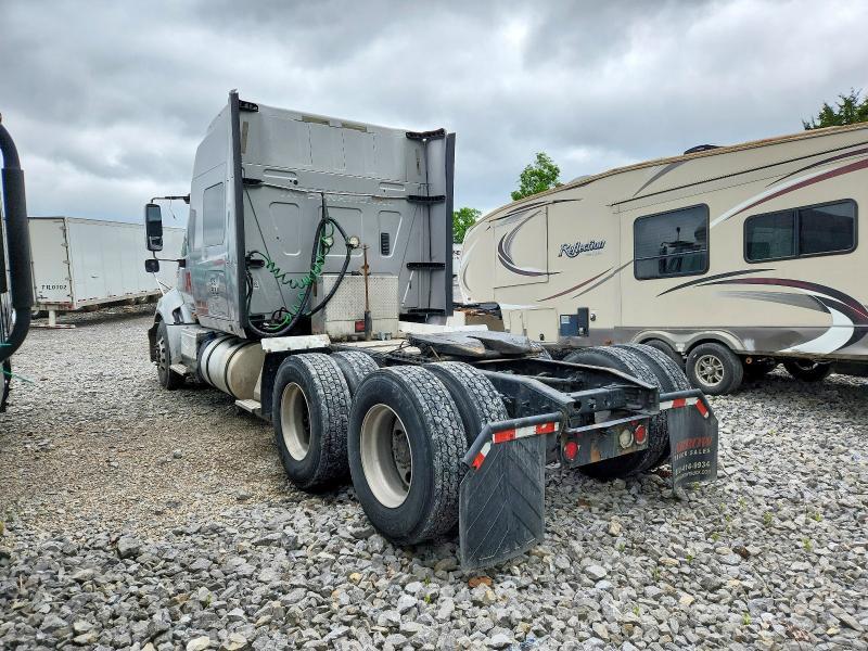 2017 International Prostar Semi Truck