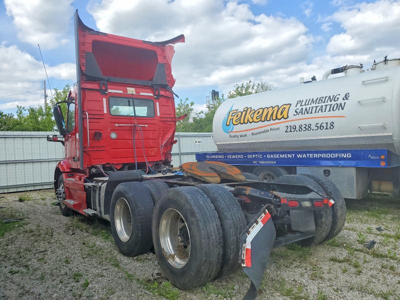 2020 Volv O VNR Semi Truck