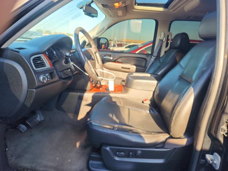 2009 Chevrolet Suburban C1500 ltz