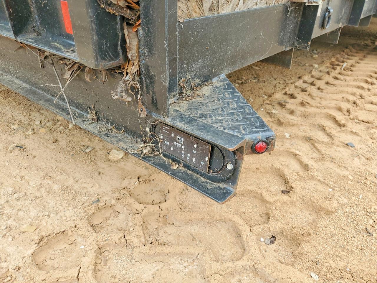 2023 Suncountry Suta-82X26 Utility Trailer