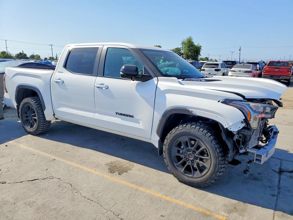 2024 Toyota Tundra Limited HV