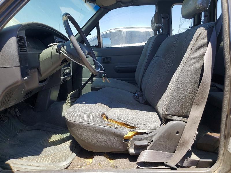 1989 Toyota Pickup Deluxe