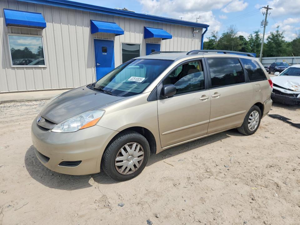 2007 Toyota Sienna ce 7-passenger