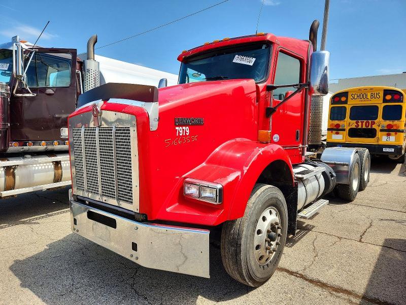 2014 Kenworth Constructi-Semi Truck