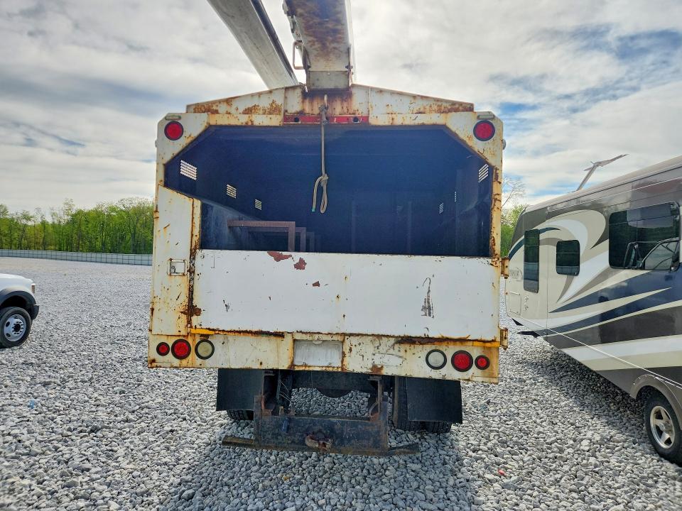 2000 Chevrolet C-SERIES C7H042