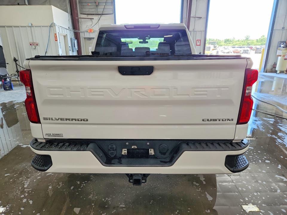 2020 Chevrolet Silverado C1500 Custom