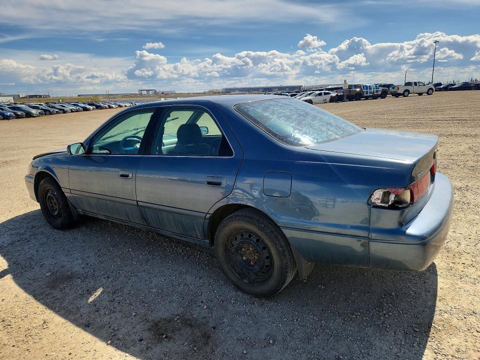 2001 Toyota Camry le