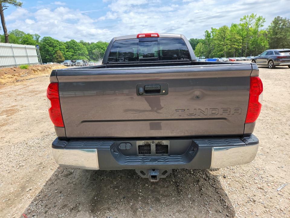 2018 Toyota Tundra SR5