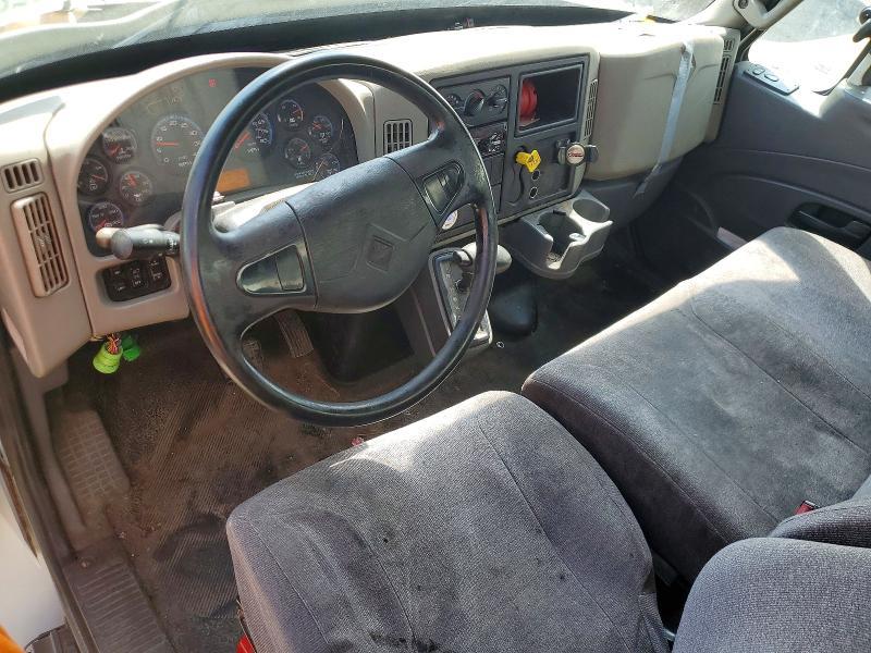 2017 International 4300 BOX Truck