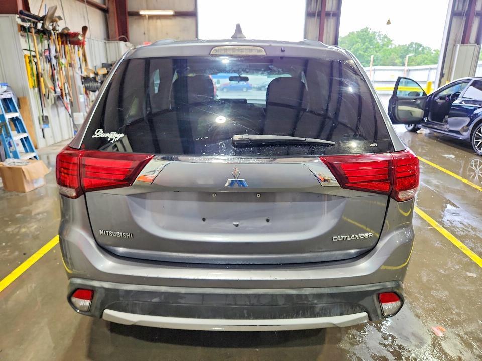 2018 Mitsubishi Outlander Se/sel/le