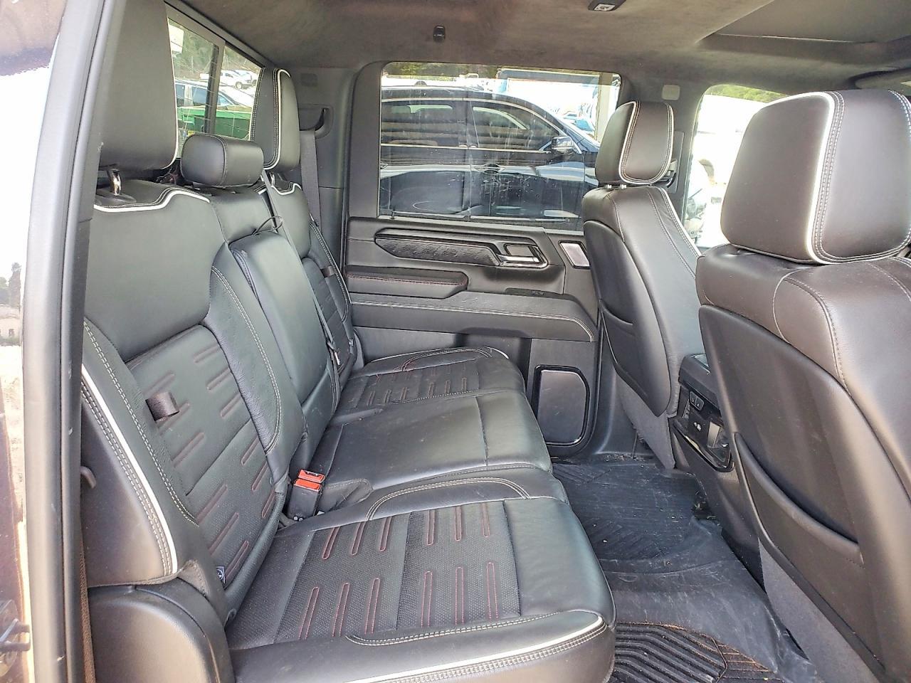 2024 GMC Sierra K2500 AT4X