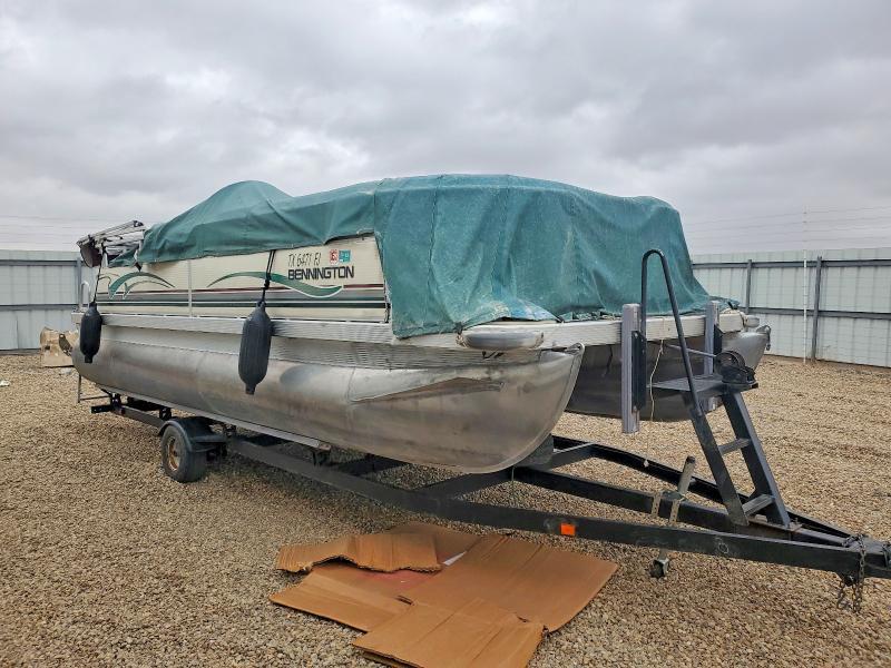 2000 Bennington 22 Ssbx