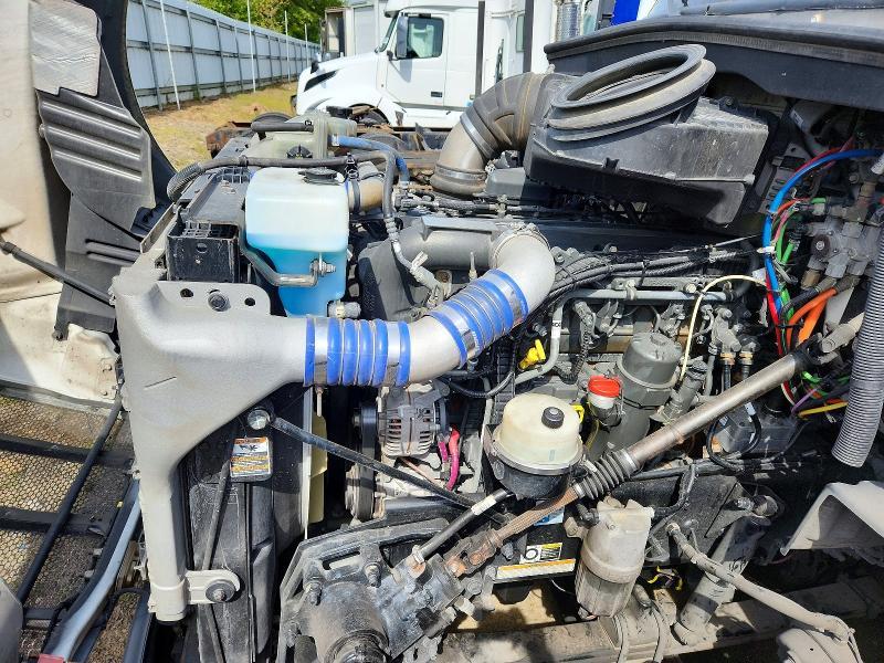 2018 Peterbilt 579 Semi Truck