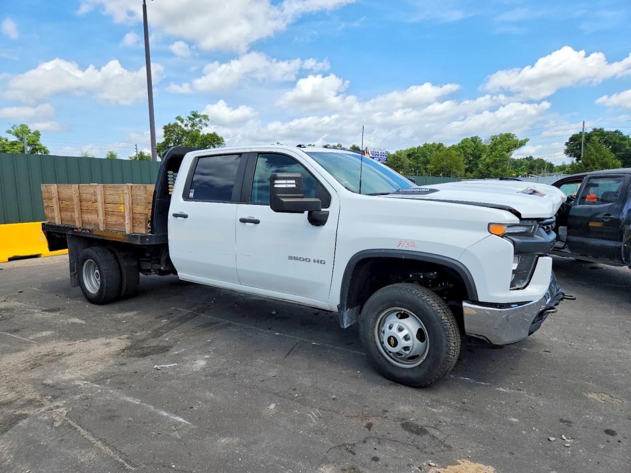 2023 Chevrolet Silverado K3500