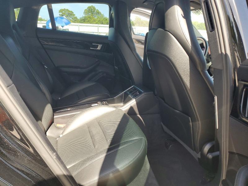 2019 Porsche Panamera Base