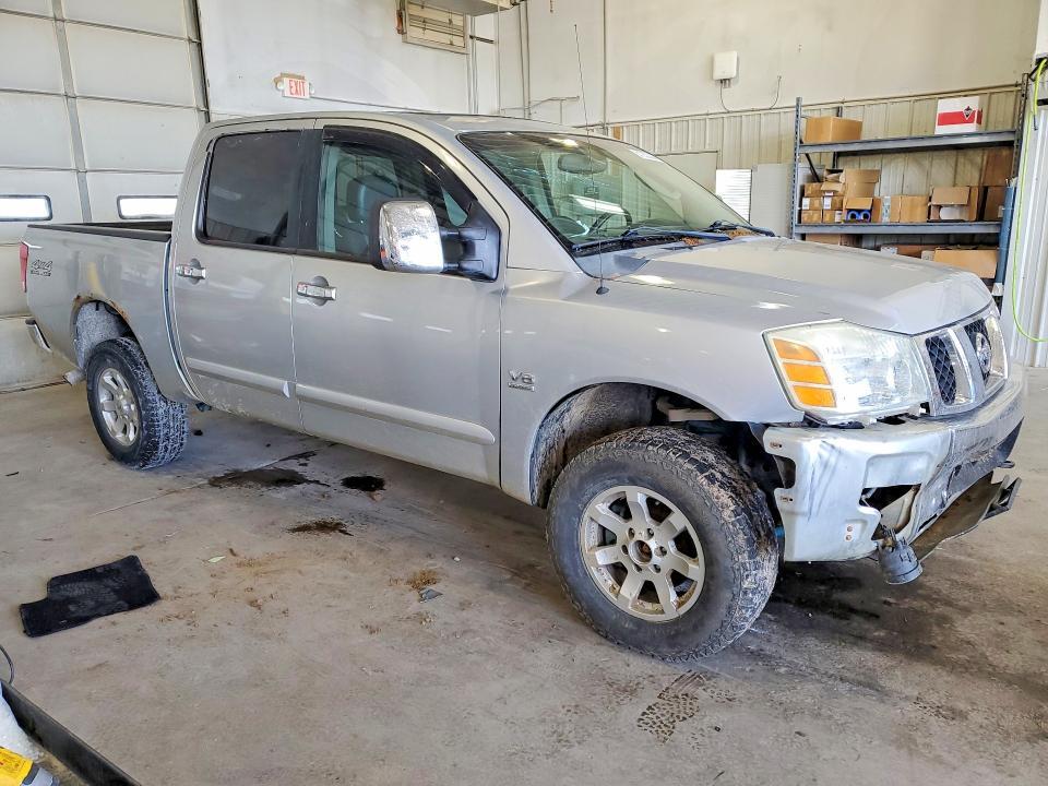 2004 Nissan Titan XE