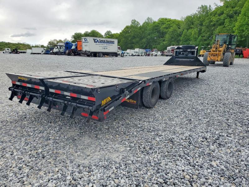 2026 Big Tex 22GN-30DE5A-MRBK Equipment Trailer