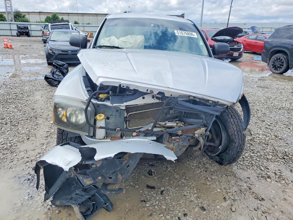 2005 Dodge Dakota Quad Laramie