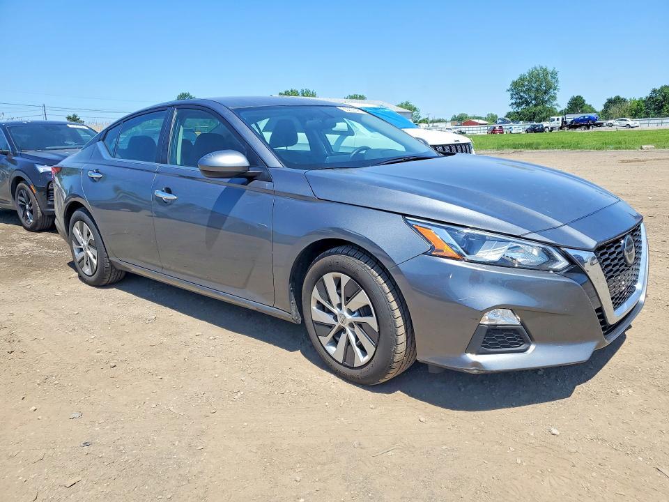 2019 Nissan Altima s