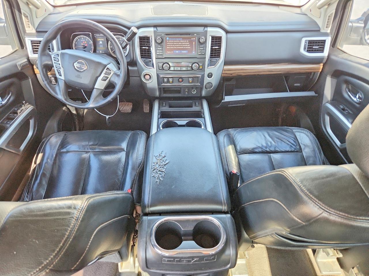2017 Nissan Titan SL