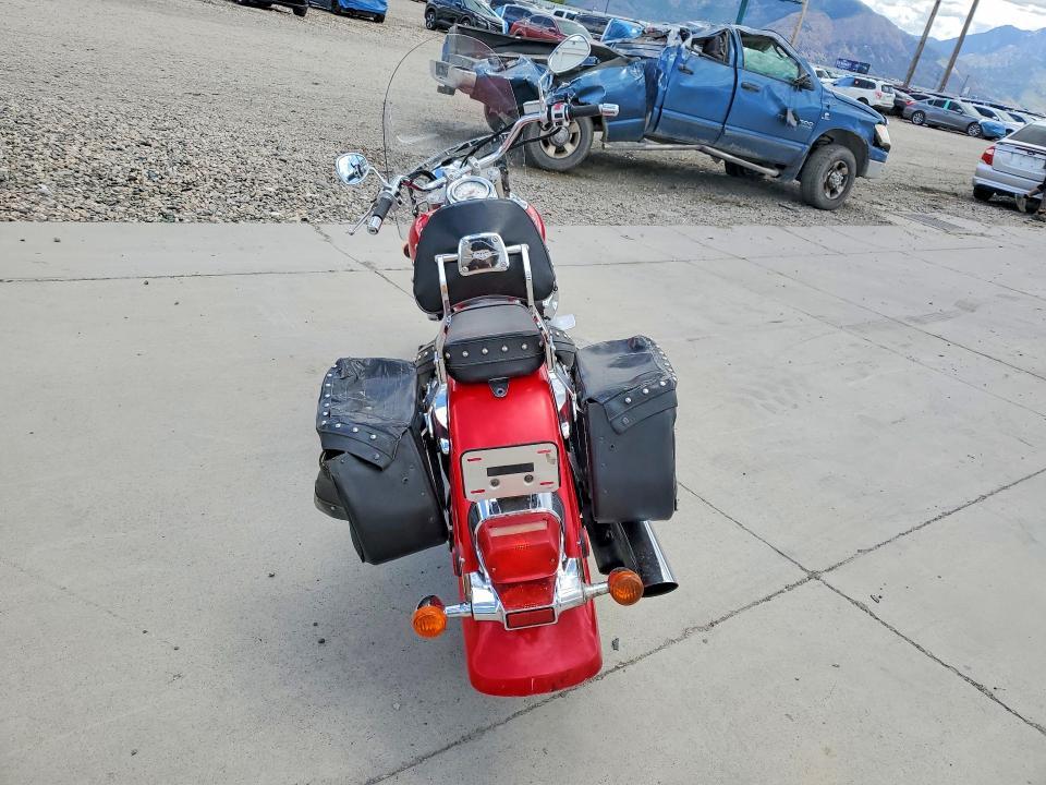 2005 Suzuki C50