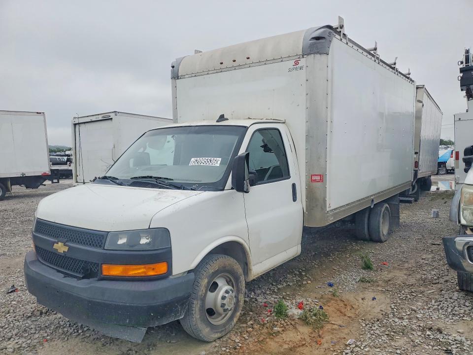 2019 Chevrolet Express BOX Truck