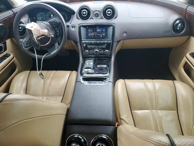 2016 Jaguar XJ