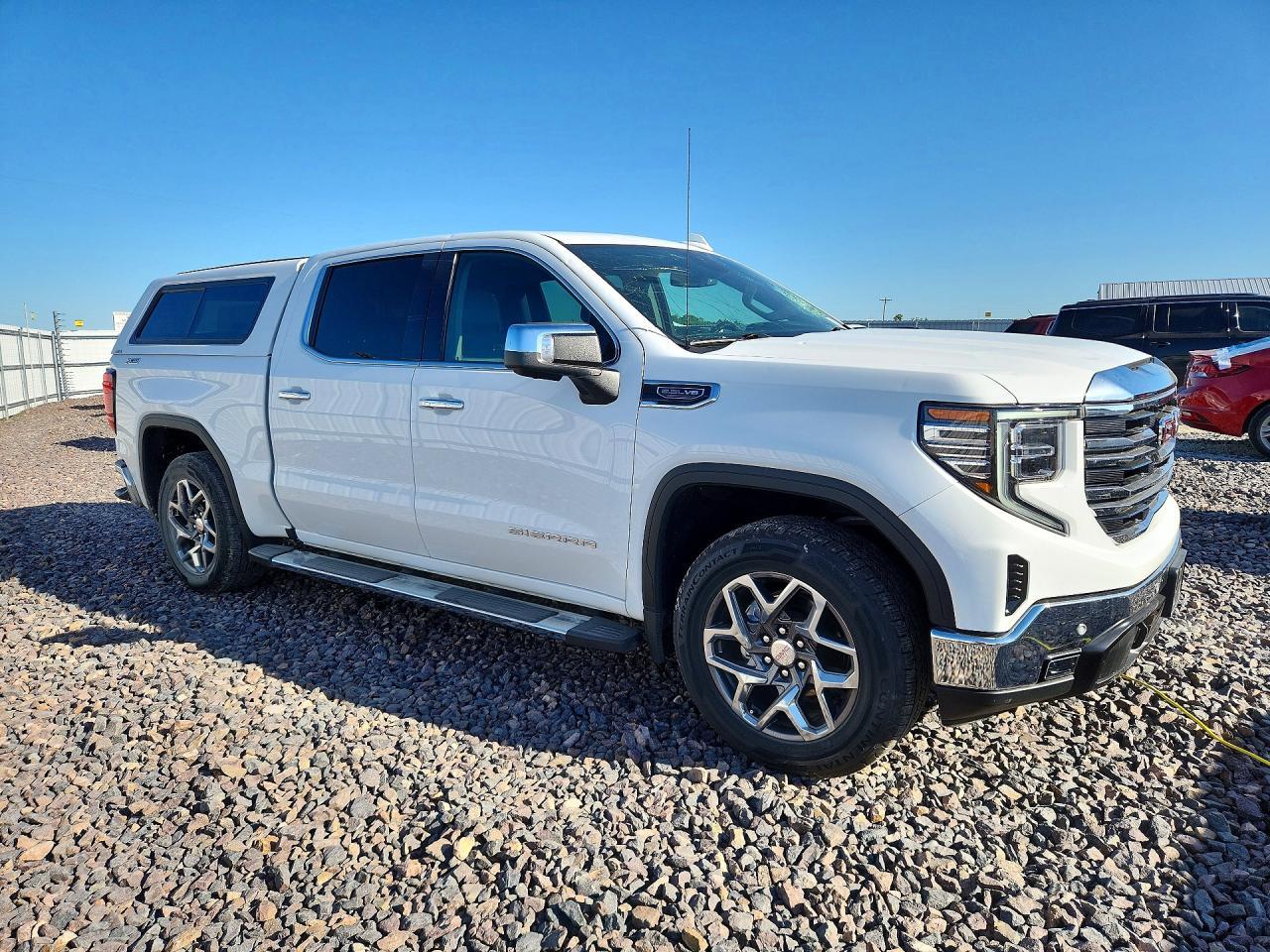 2023 GMC Sierra K1500 SLT