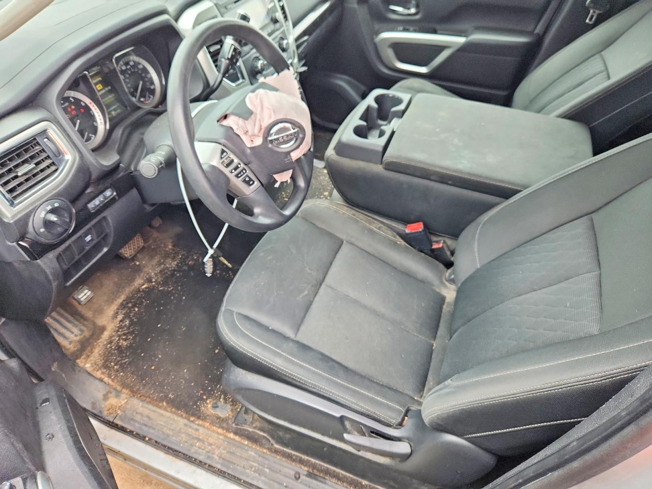 2017 Nissan Titan S