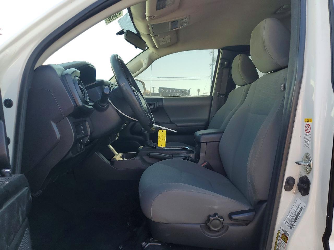2017 Toyota Tacoma SR