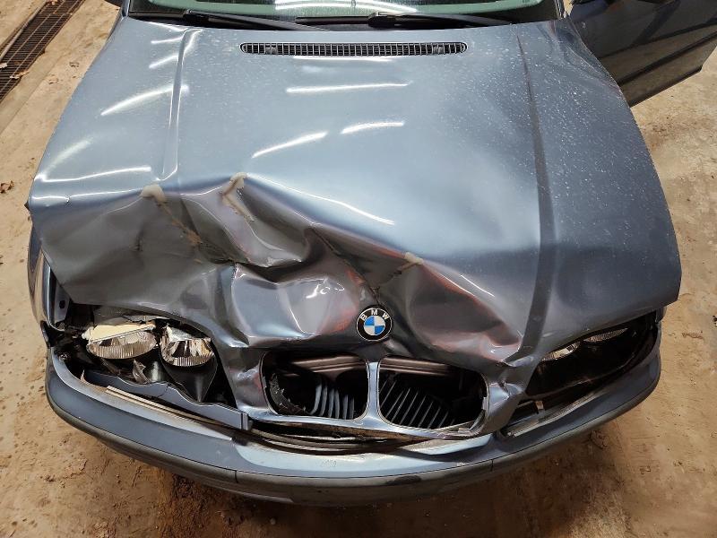 1999 BMW 323 i