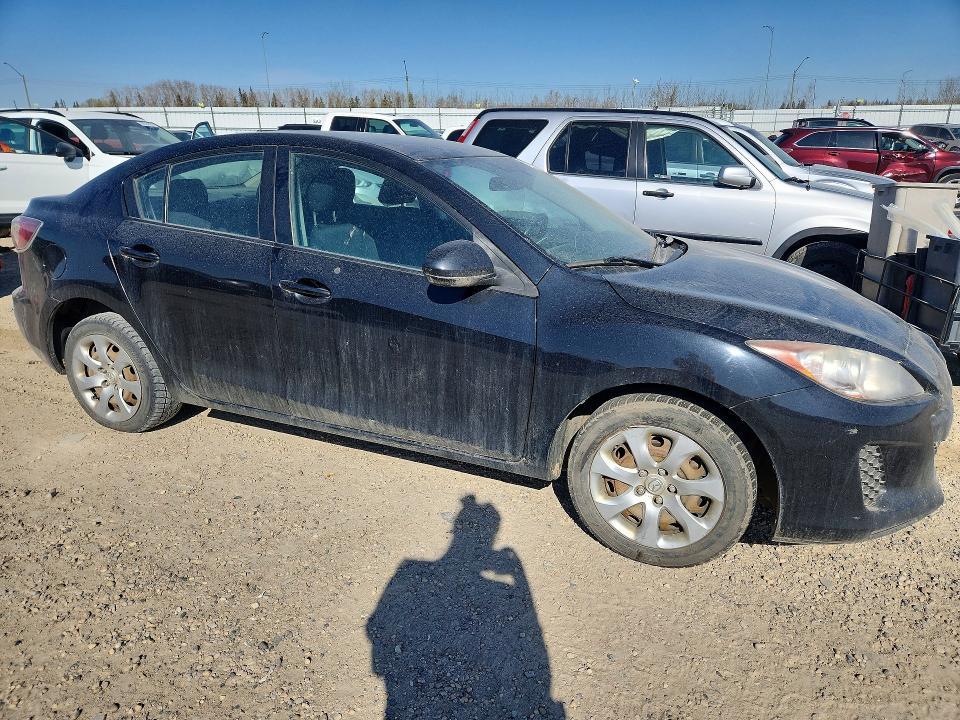 2013 Mazda 3 I