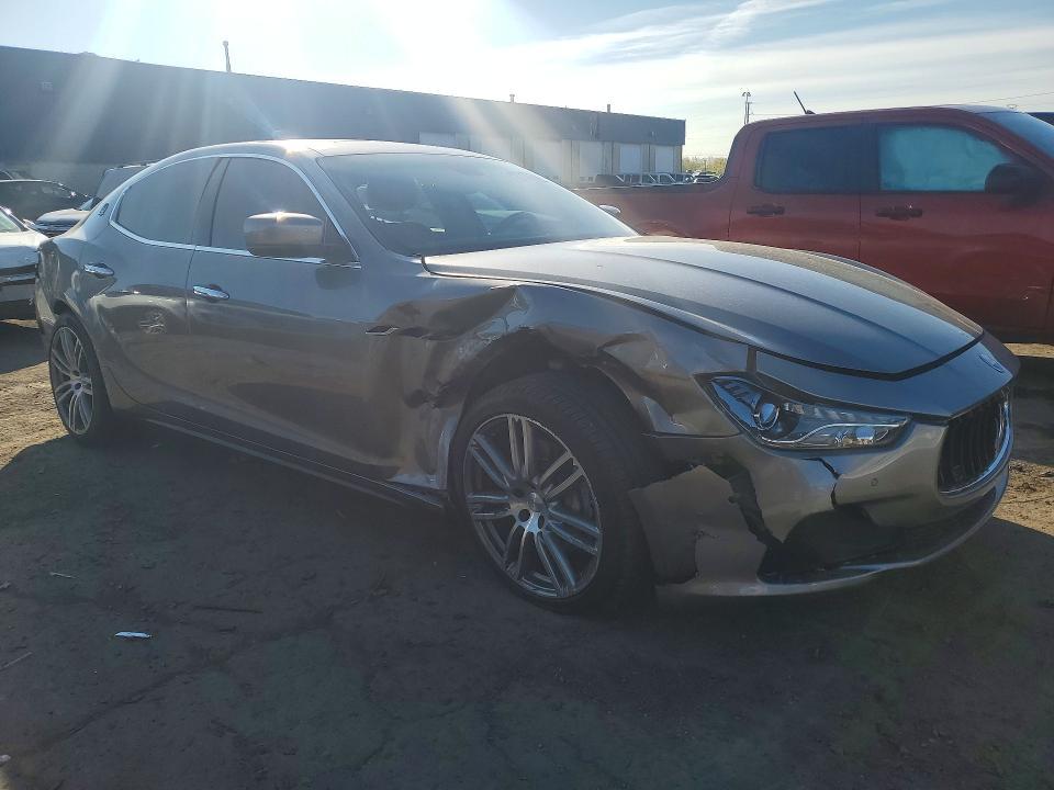 2014 Maserati Ghibli