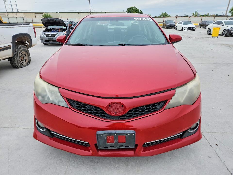 2014 Toyota Camry se