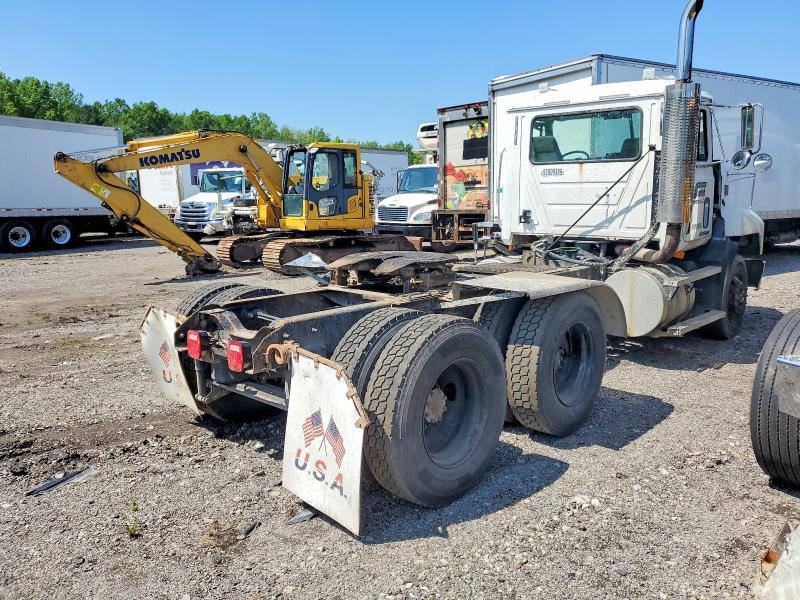1999 Mack Ch613 Semi Truck