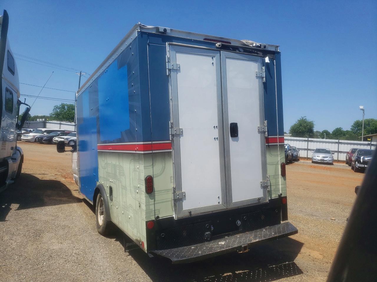 2022 Ford E350 Delivery Truck