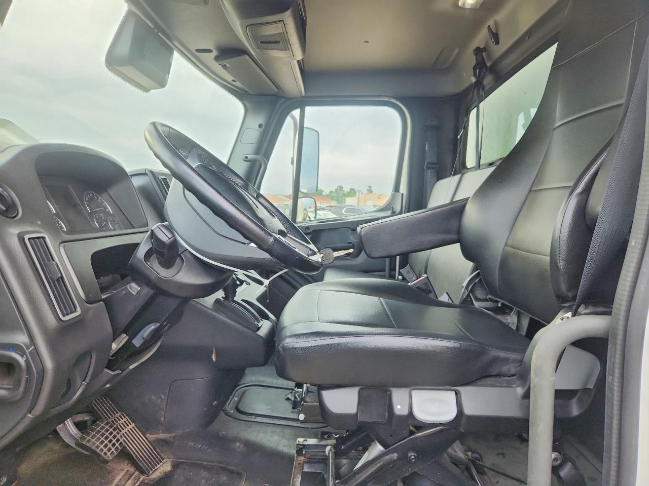 2025 Freightliner M2 106 Medium Duty