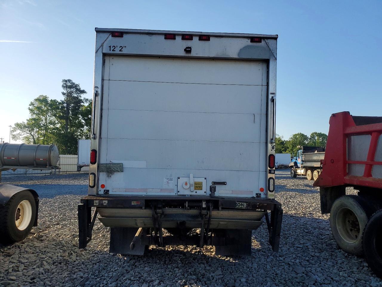 2013 Hino 258/268 BOX Truck