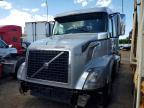 2017 Volvo VNL Semi Truck