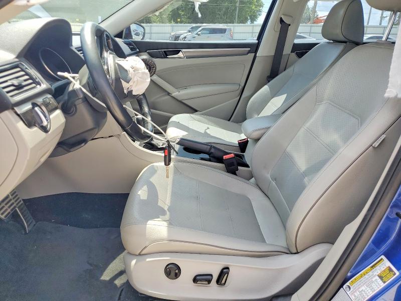 2017 Volkswagen Passat R-line