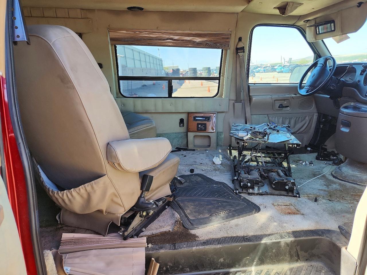 1999 Ford Econoline E350 Super Duty Van