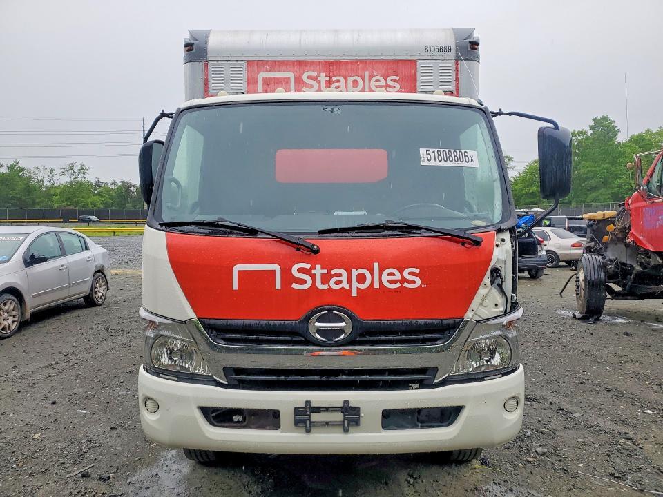 2017 Hino 195