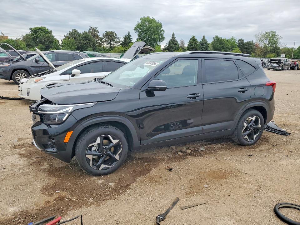 2025 KIA Seltos s