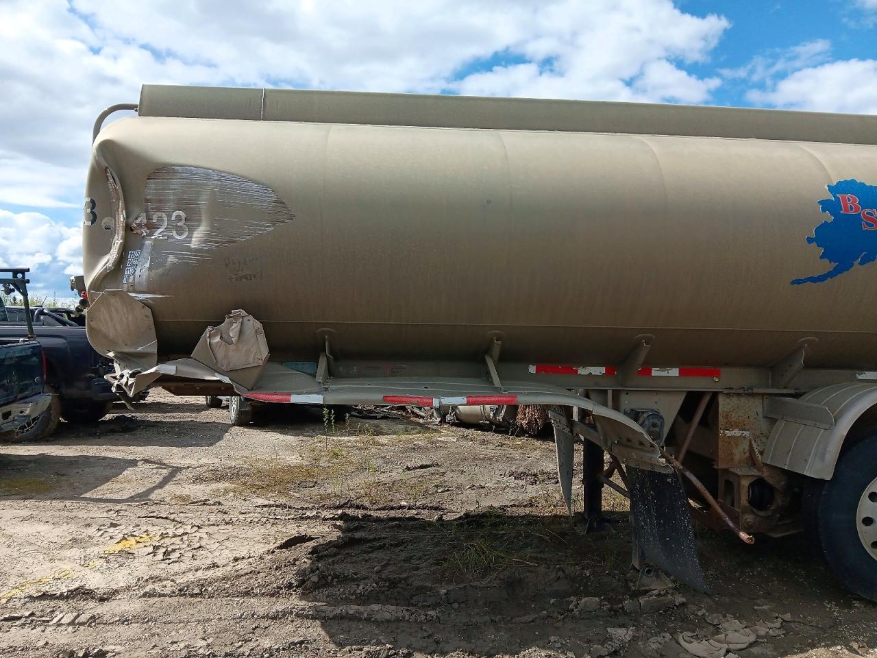 2008 Knapheide 2008 Heil Tank Trailer