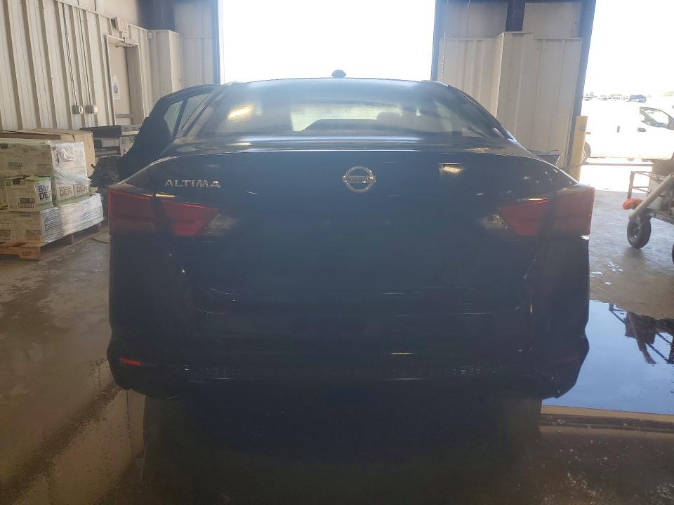 2020 Nissan Altima s
